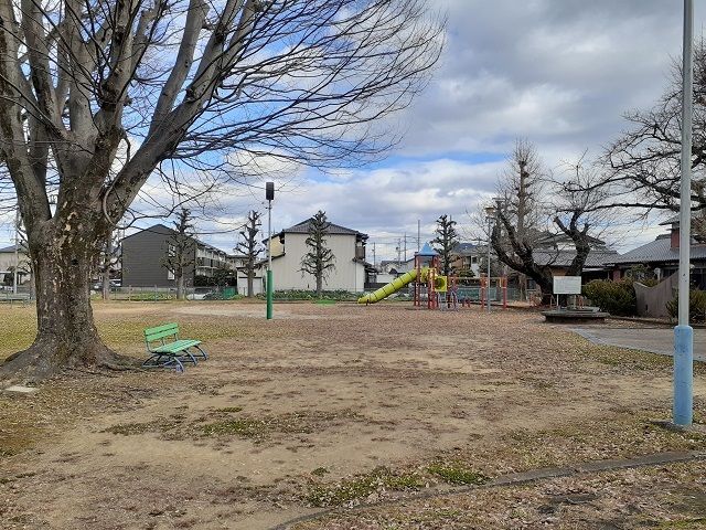 公園　萱場東公園（公園）まで220m