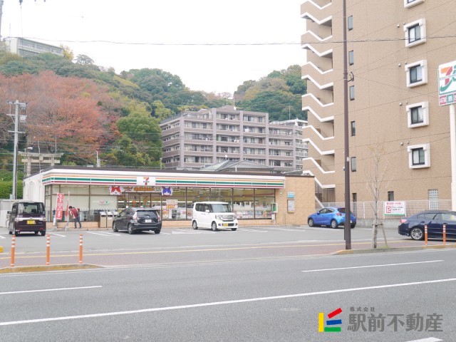 コンビニ　セブンイレブン福岡愛宕二丁目店（コンビニ）まで100m
