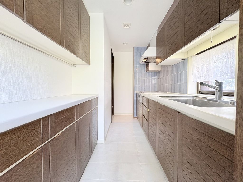 キッチン　キッチン約4.7帖