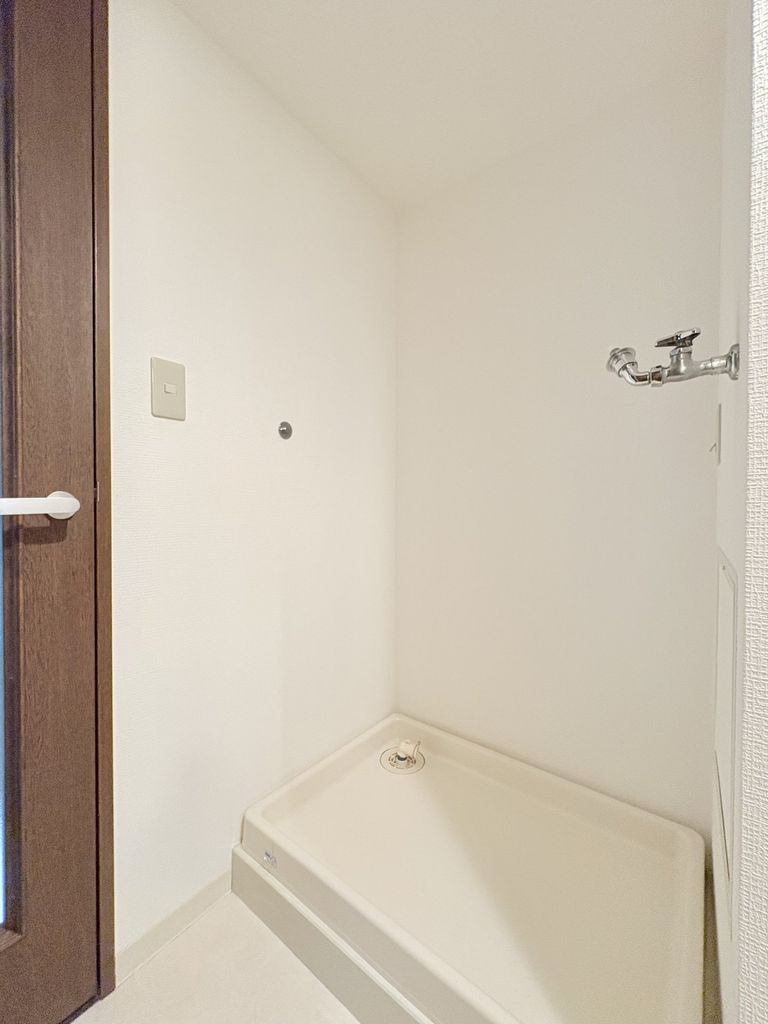 洗面設備　洗濯機置き場