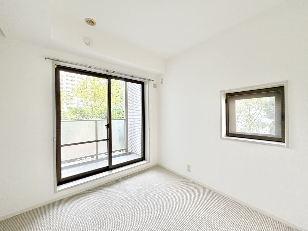 その他部屋・スペース　洋室約５．２帖