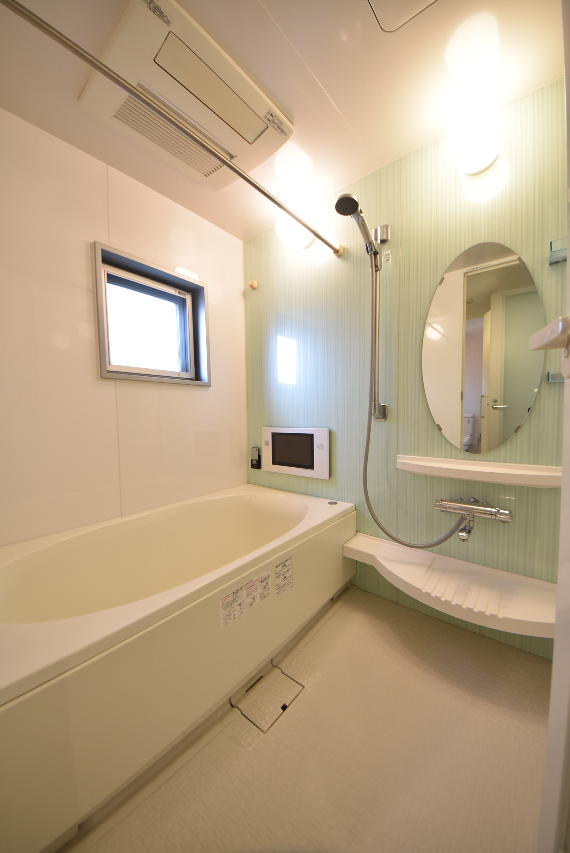 バス・シャワールーム