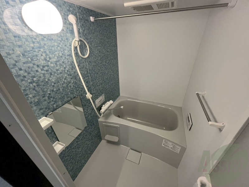 バス・シャワールーム　お風呂になります。一日の疲れを癒してくださいね。