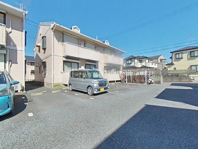 駐車場　当社HPにたくさん写真載ってます。