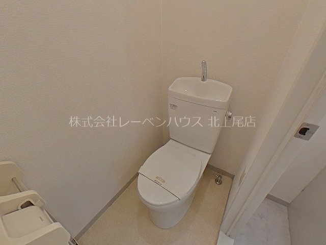 トイレ　当社HPにたくさん写真載ってます。