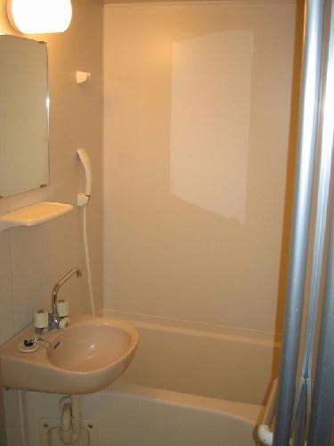 バス・シャワールーム　バストイレ別