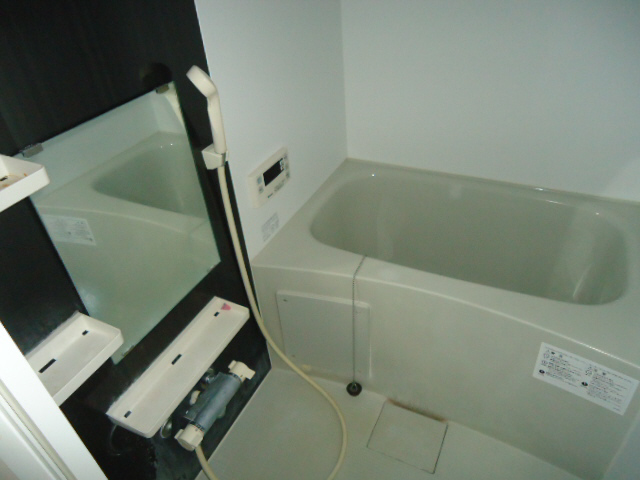バス・シャワールーム　浴室