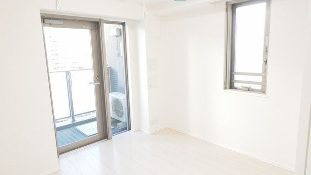居室・リビング　別号室参考写真