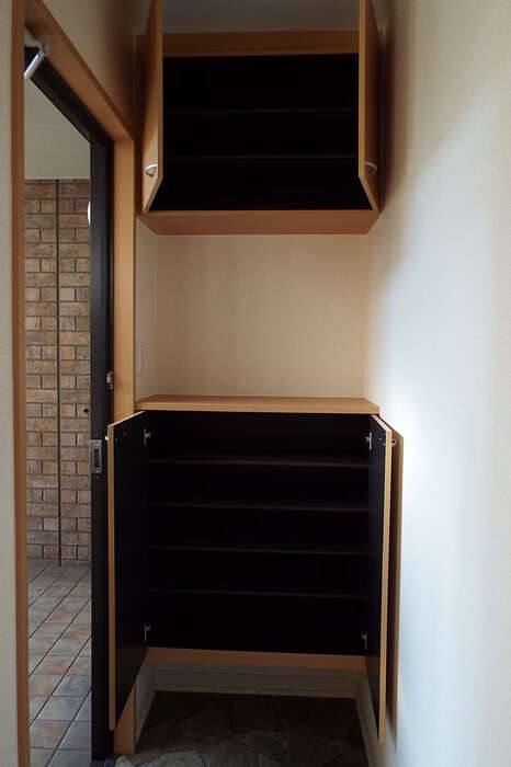 玄関　シューズボックス