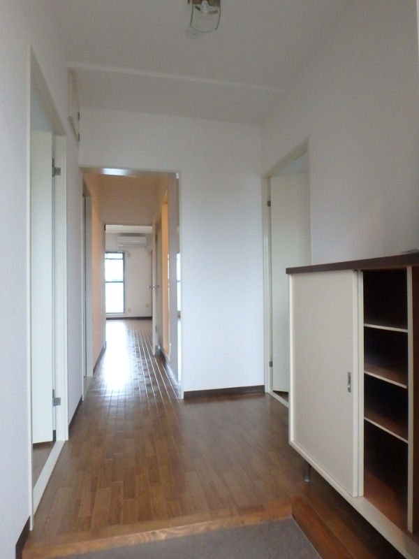 玄関　図面と現状に相違がある場合には現状を優先