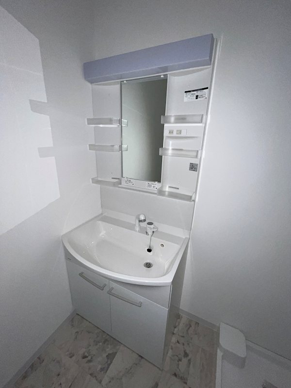 洗面設備　※別室参考写真になります