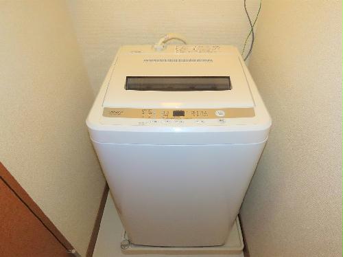 その他設備　洗濯機も付いています