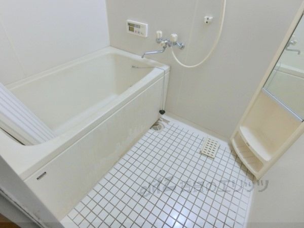 バス・シャワールーム　風呂