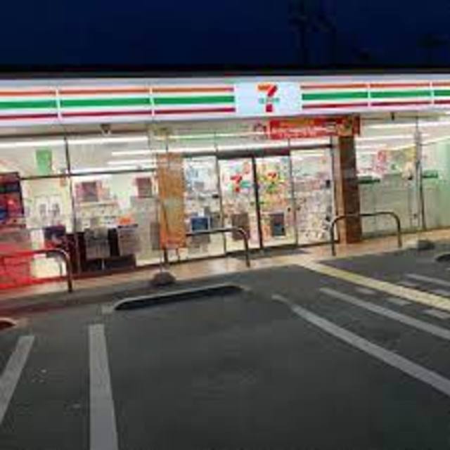 コンビニ　セブンイレブン明石魚住住吉店（コンビニ）まで762m