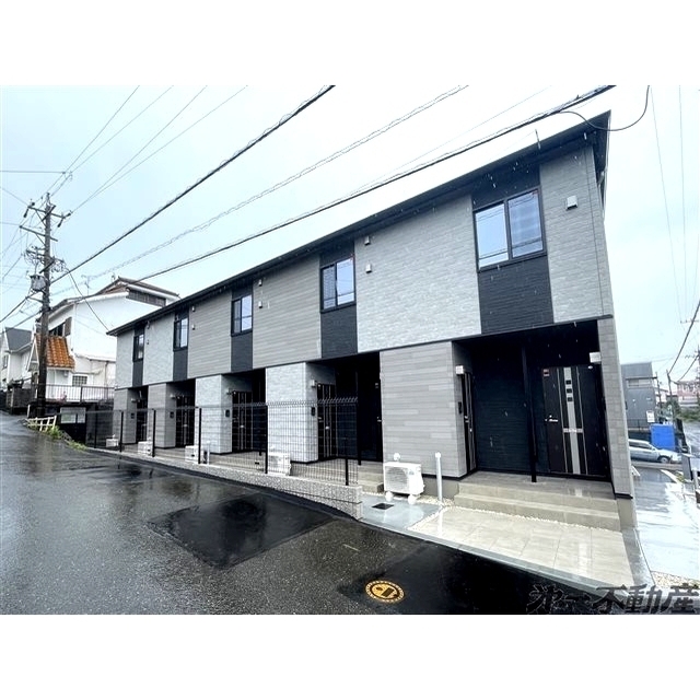 エントランス　建物外観