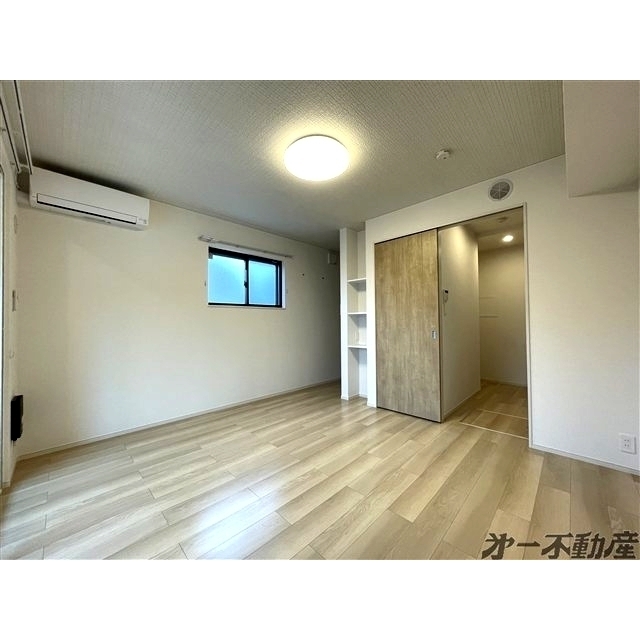 建物外観　洋室