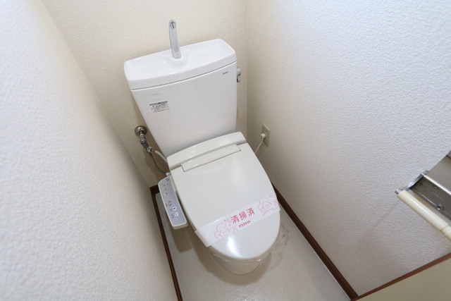 トイレ　☆衛生的な温水洗浄便座☆