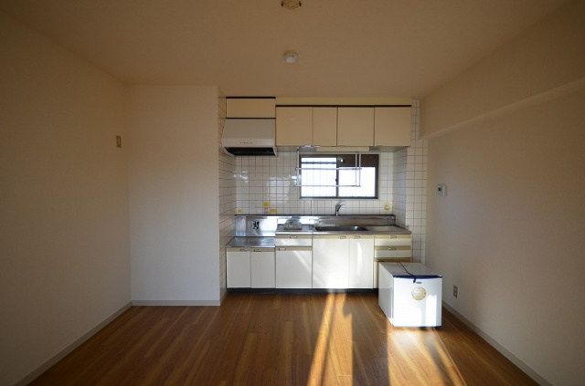 居室・リビング　別号室の写真です。