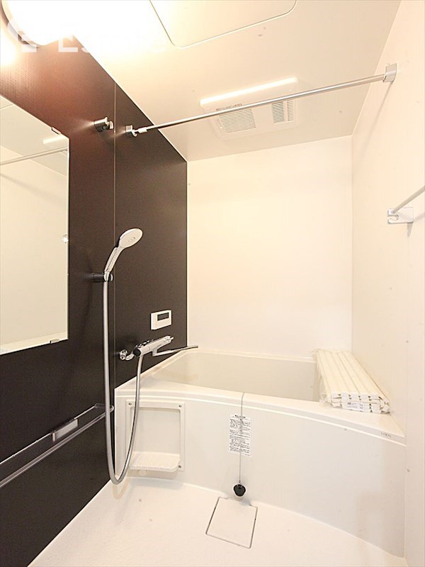 バス・シャワールーム　バスルーム