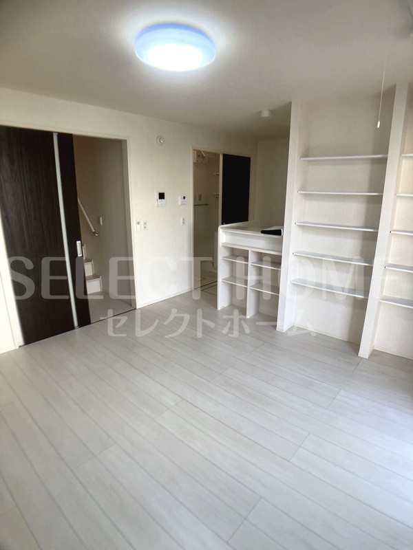 居室・リビング　使いやすい居間です