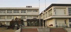 小学校　姫路市立前之庄小学校（小学校）まで2690m