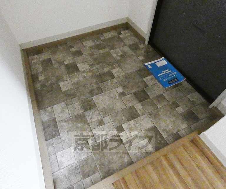 玄関　大きな段差がありません