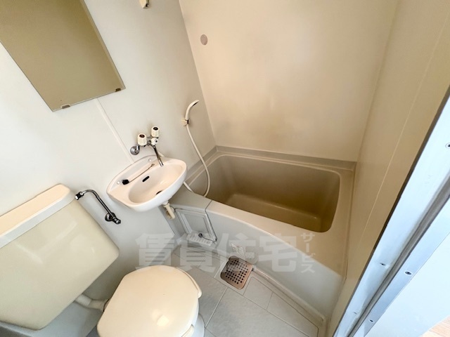 バス・シャワールーム