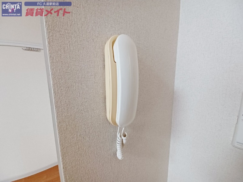 セキュリティ　同型参考写真