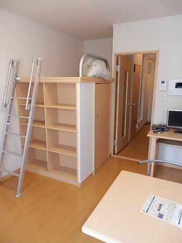 居室・リビング　家具家電付きのお部屋