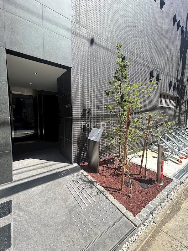 エントランス　★見学予約受付中★