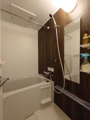 バス・シャワールーム　別部屋の参考写真となります