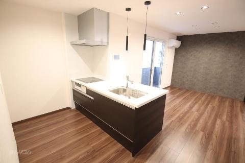 キッチン　IH＆グリル付システムキッチン