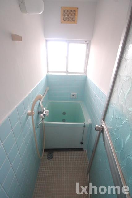 バス・シャワールーム　お風呂です