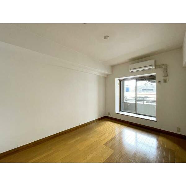 居室・リビング　居間です