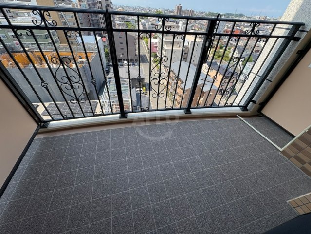 バルコニー　Luxeなかもず　バルコニー