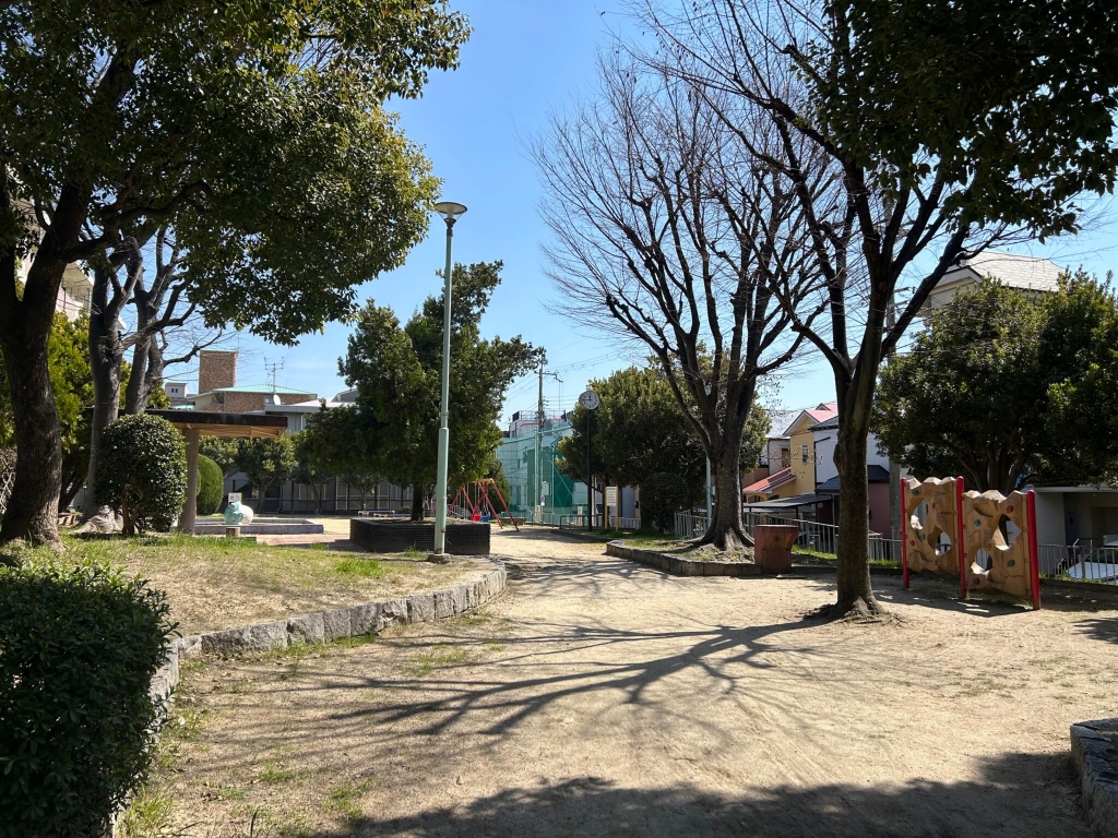 公園　佐井寺東公園（公園）まで452m