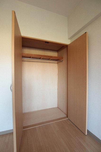 収納　同物件別号室