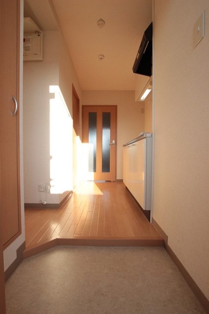 玄関　同物件別号室