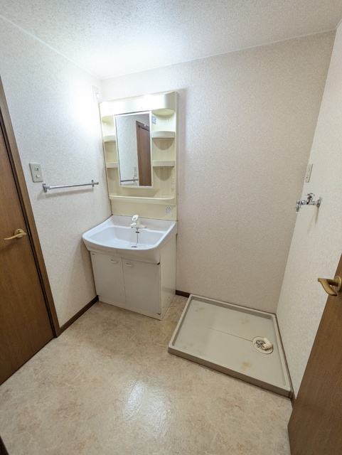 洗面設備　☆便利な独立洗面台☆