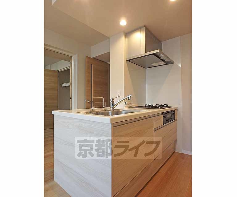 キッチン　使い勝手の良いシステムキッチンです。