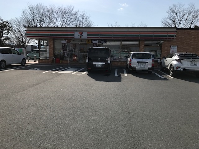コンビニ　セブンイレブン山形松栄店（コンビニ）まで710m