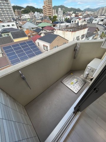 バルコニー　バルコニーからの眺めを楽しみながら食事をしませんか