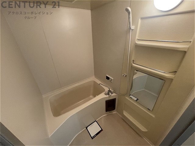 バス・シャワールーム　バストイレ別でオススメです！