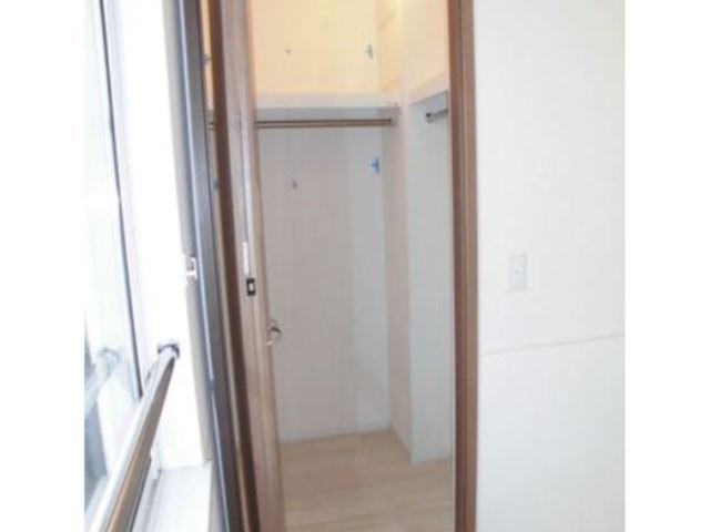 収納　ウォークインクローゼット