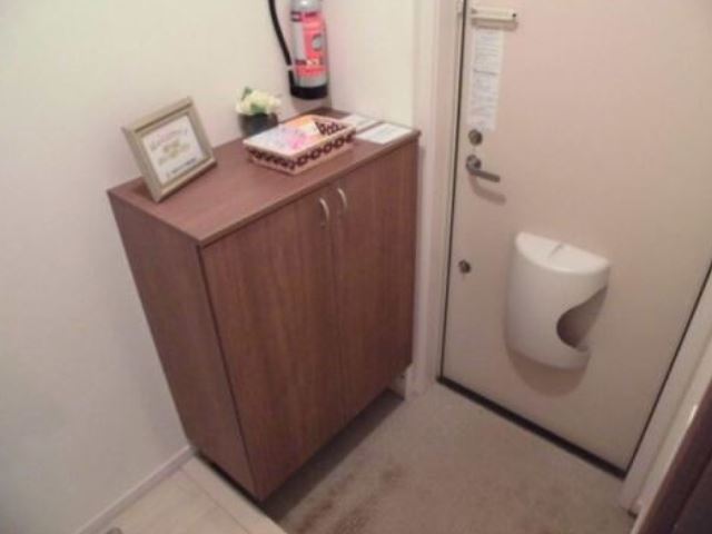 玄関　シューズボックス