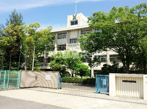 高校・高専　大阪府立牧野高校（高校・高専）まで1045m