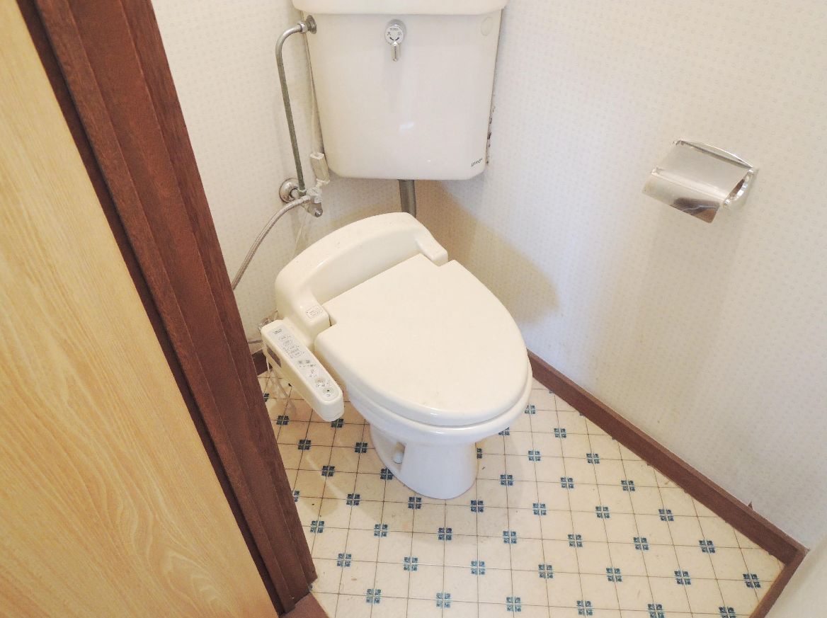 トイレ　※イメージ別号室写真