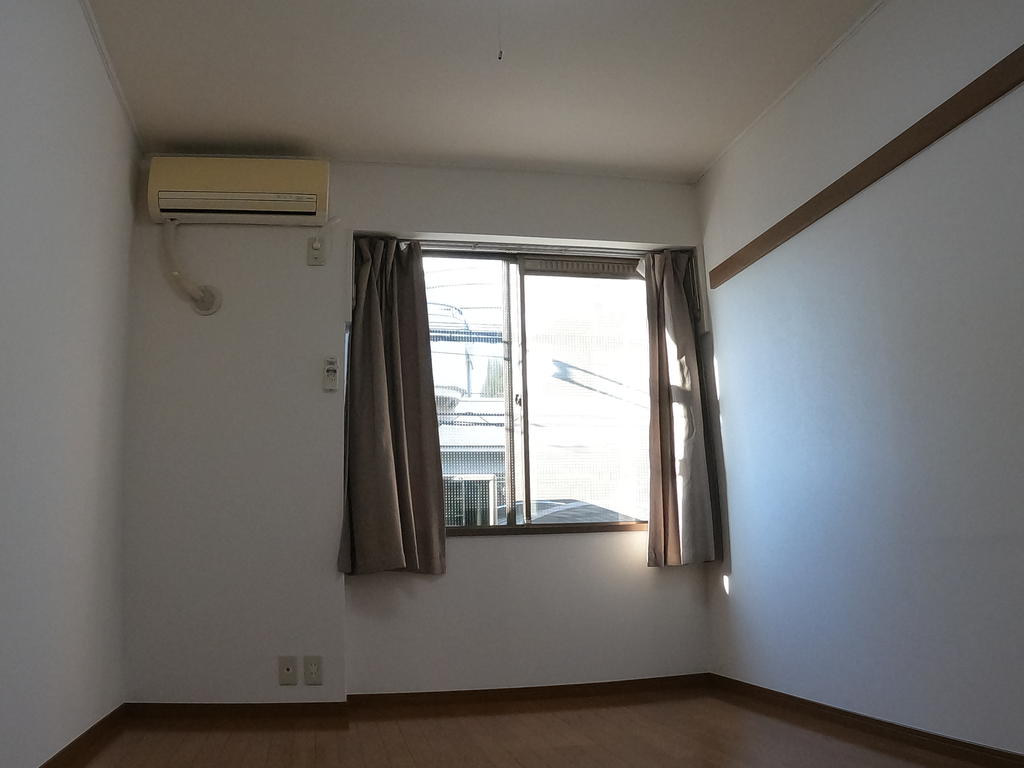 居室・リビング　洋室６帖です。