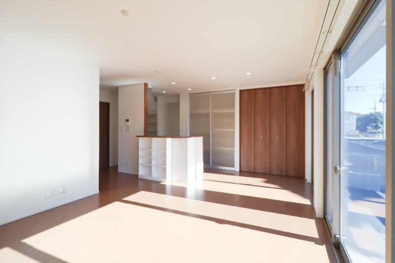 居室・リビング　図面と現状に相違がある場合には現状を優先