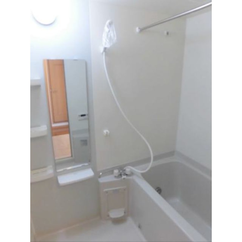 バス・シャワールーム　図面と現状に相違がある場合には現状を優先